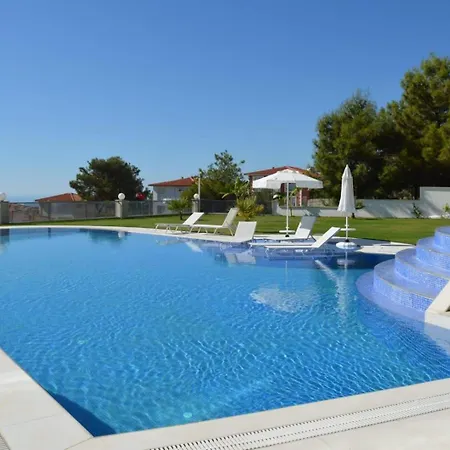 Yalcin Poolfloor Villa Kusadası